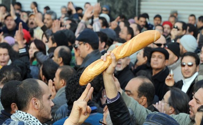 قريبا ثورات الجياع بالجزائر بسبب انهيار الدينار