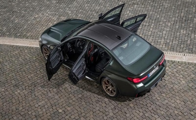 بي إم دبليو تطلق M5 CS رسيماً...