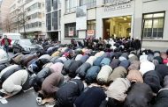 مشروع قانون يستهدف المسلمين في فرنسا
