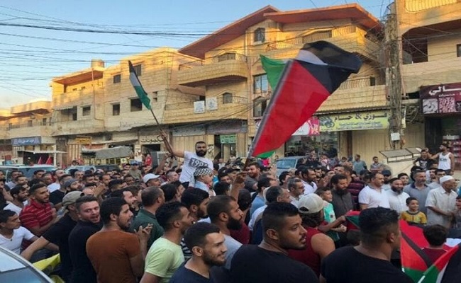 اللبنانيون ينتفضون ضد الجوع