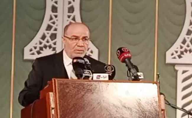 بلمهدي : إقامة التراويح من عدمها