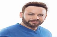 مصطفى قمر يختار 