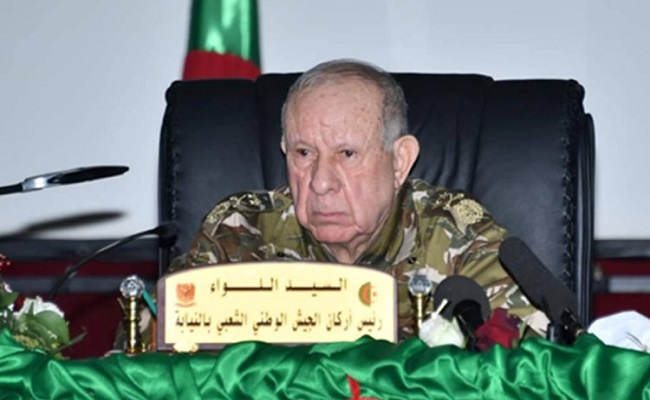 سكوب بمناسبة عيد الحب هذه هي هدية الجنرال شنقريحة لعشيقه ولد البوهالي