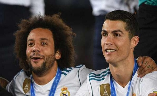 رونالدو يطلب من يوفنتوس التعاقد مع صديقه...
