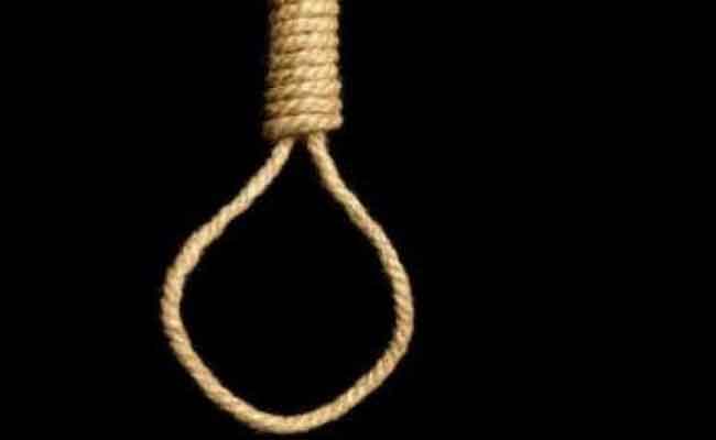 انتشال جثة تلميذ معلقة بسلك كهربائي بالشلف