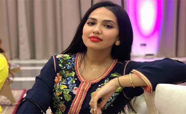 منال بنشليخة ممثلة في