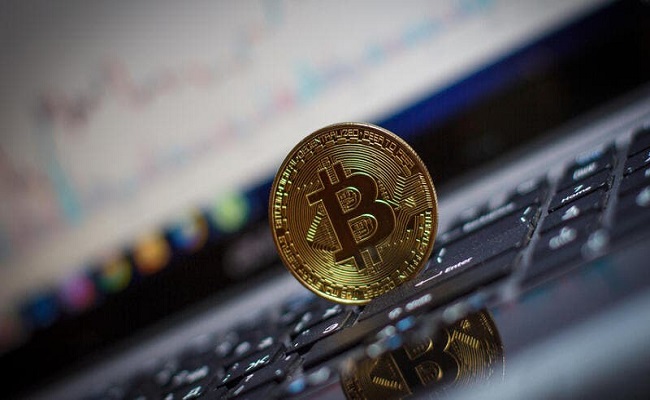 بتكوين تسجل مستوى قياسيا يبلغ 60 ألف دولار...