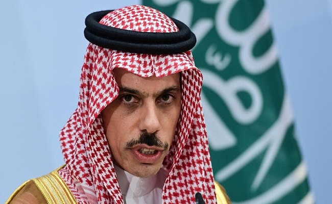 نحن مع الحل السياسي في سوريا