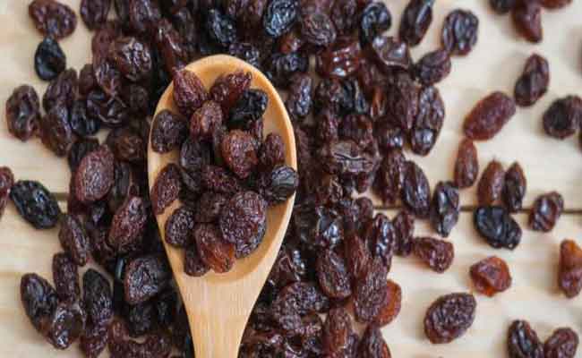 كيف تستفيدين من تناول الزبيب خلال الحمل؟