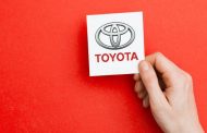 تويوتا تشتري قسم السيارات المستقلة في Lyft...