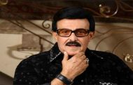 سمير غانم...شمعة في عالم الكوميديا تنطفئ برحيل صانع تاريخ الضحكة في مصرعن عمر يناهز 84 عاما