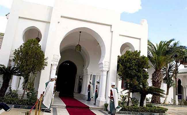 تبون ينهي مهام وسيط الجمهورية كريم يونس و يعين إبراهيم مراد خلفا له