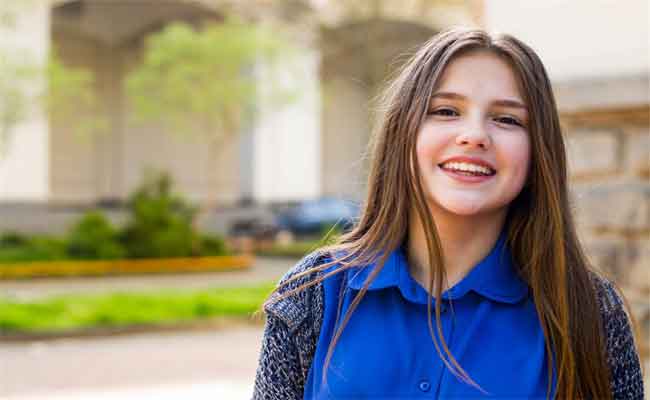 كيف يمكن التعامل بشكل سليم مع المراهق النرجسي؟