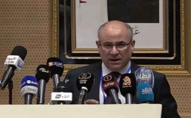 زيتوني : خدمة الجزائر والصالح العام