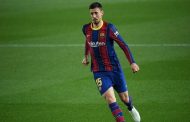 برشلونة يفاوض أبرز مدافعيه...