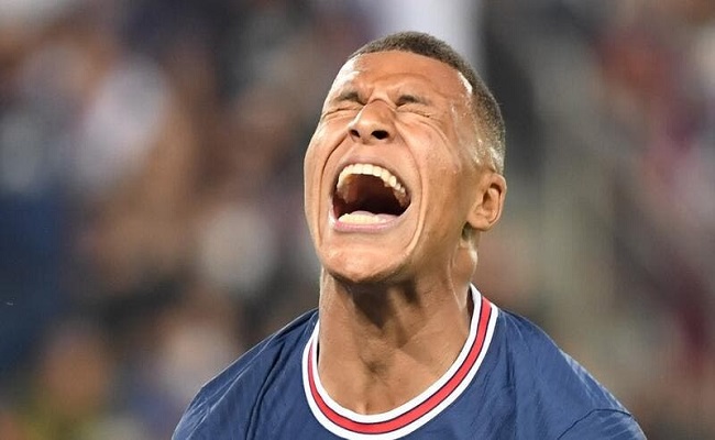 مبابي يرفض التجديد...