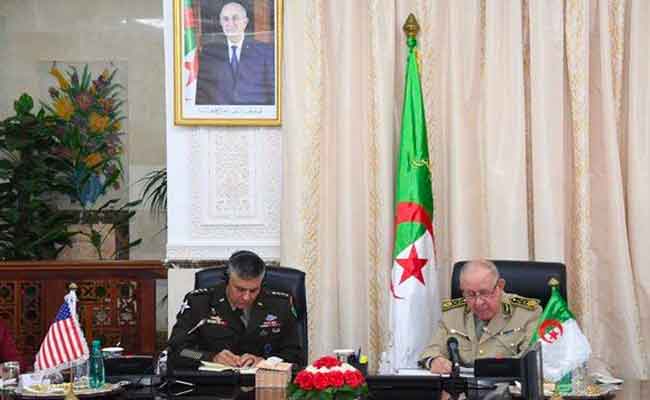 استقبال شنقريحة القائد العام لـ