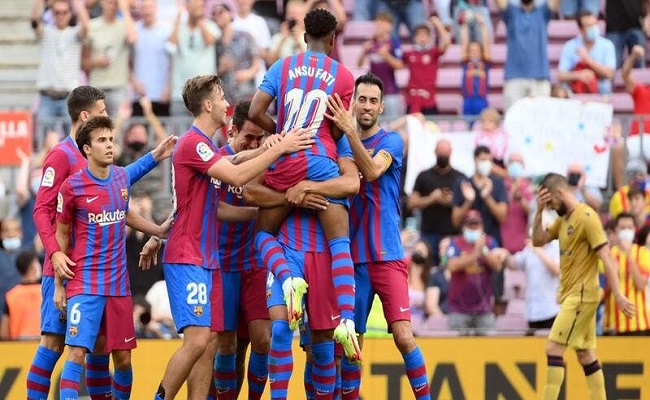 برشلونة يتلقى عرضاً إماراتياً بقيمة 1.5 مليار يورو...