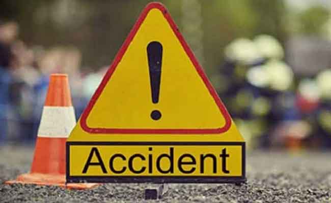 حادث مرور يخلف 3 قتلى و 8 جرحى بالمسيلة