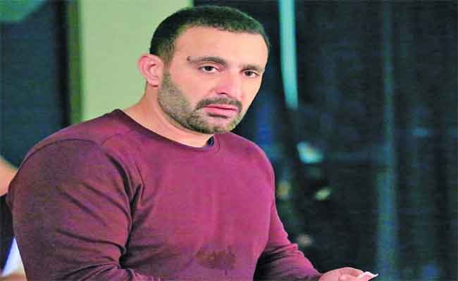 أحمد السقا بين أحمد عز وكريم عبد العزيز في