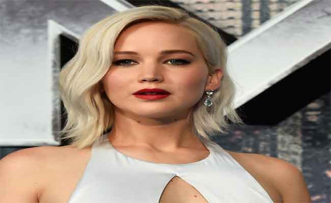 جنيفر لورانس تقود بطولة عمل كوميدي سينمائي بعد ولادة طفلها الأول...