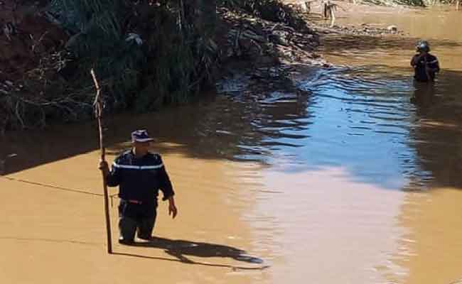 الحماية المدنية تواصل البحث عن مفقود ثالث جرفته سيول الأمطار بالعاصمة
