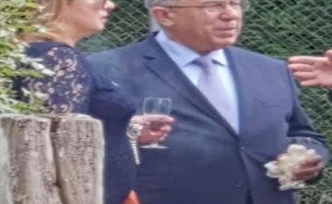وزير الخارجية رمطان لعمامرة يمارس القوادة ويبذر أموال الشعب على قضايا لا تهمنا
