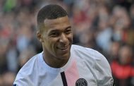 بيريز سيجلب مبابي إلى ريال مدريد...