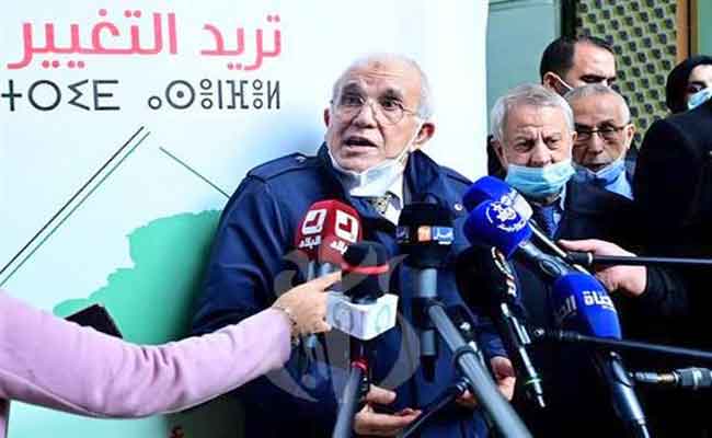 شرفي يؤكد أن الجزائر الجديدة تبنى على