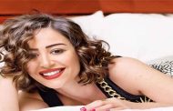 منة شلبي في طريق