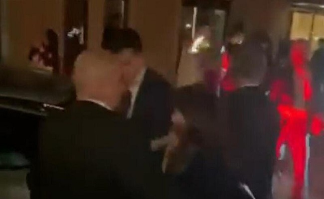 سفيرة إسرائيل في بريطانيا تهرب من متظاهرين مؤيدين لفلسطين