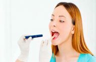 ما هي الفوائد التي تحصلون عليها عند كشط اللسان؟