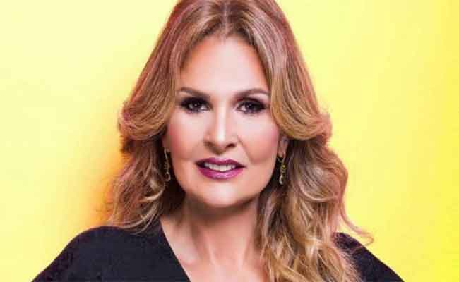 يسرا تقدم مسرحية