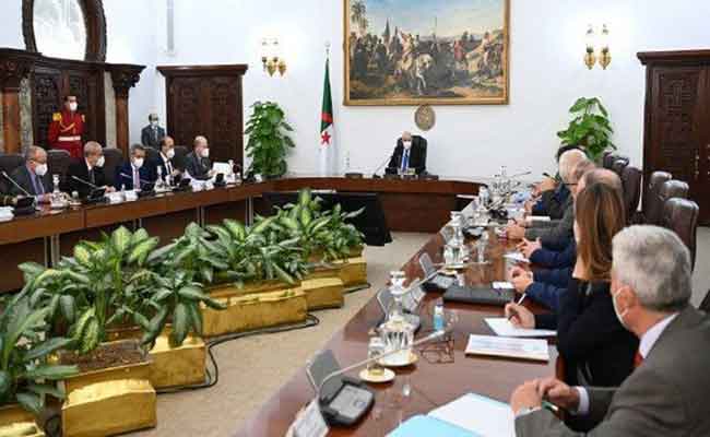 تعليق الدراسة لمدة 10 أيام في الأطوار التعليمية الثلاث ابتداء من اليوم