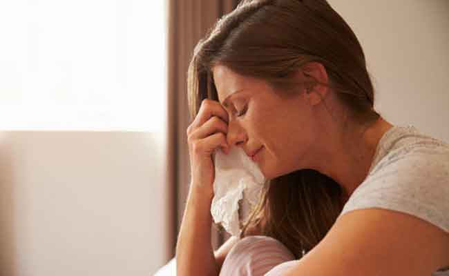 كيف تسيطرين على الاضطرابات النفسيّة خلال الدورة الشهريّة؟