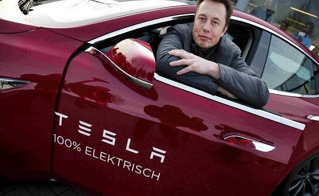 Teslaسترفع سعر خدمة مساعدة السائق...