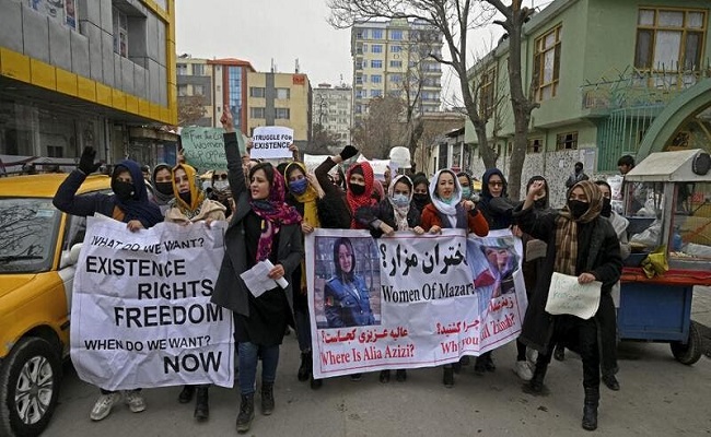 طالبان تقمع تظاهرة نسائية