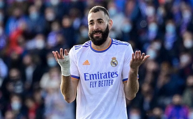 في هذه الحالة بنزيمة سيرحل عن ريال مدريد...