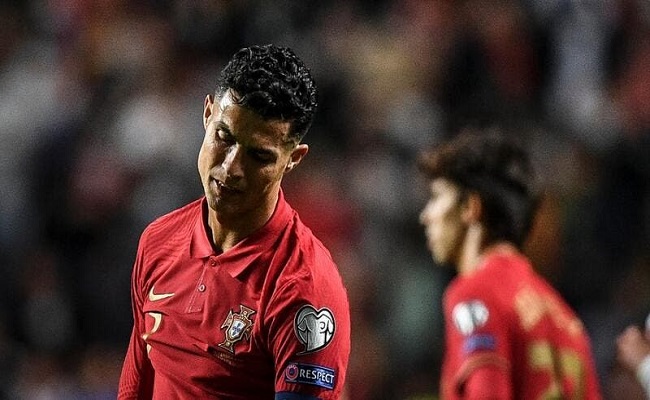 رونالدو يعقد محادثات مع وكيل أعماله...