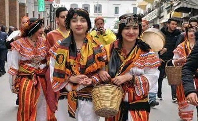 الأربعاء يوم عطلة مدفوعة الأجر