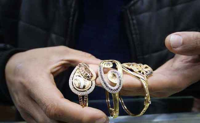 الإطاحة بقاتل عروس و سارق مجوهراتها بأم البواقي، ابن أختها !