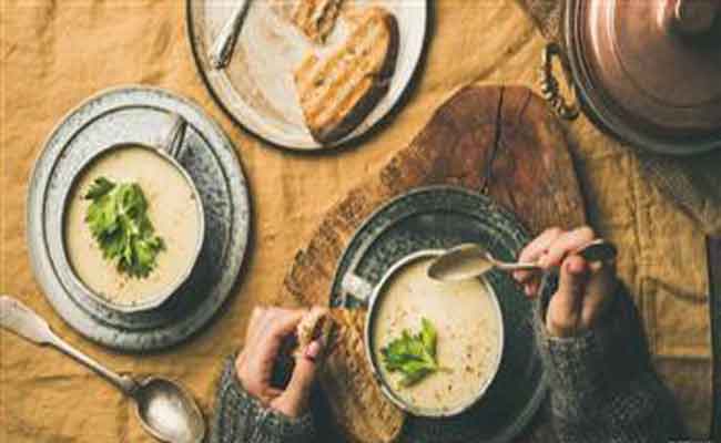 في فصل الشتاء...ما هي الاطعمة التي تمنح الدفء؟