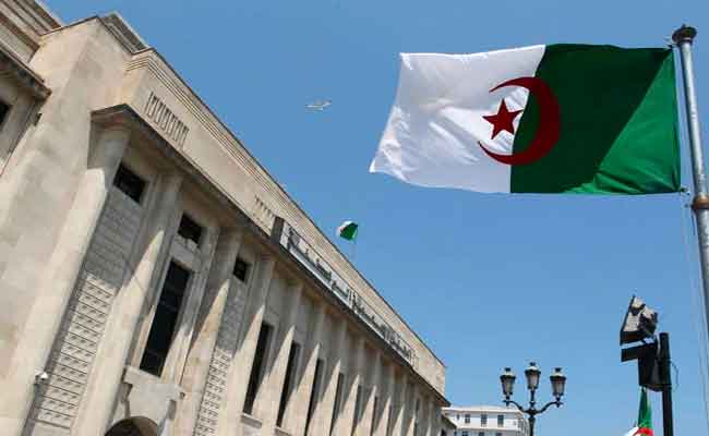 ترشح 475 مترشحا لانتخابات التجديد النصفي لمجلس الأمة السبت المقبل