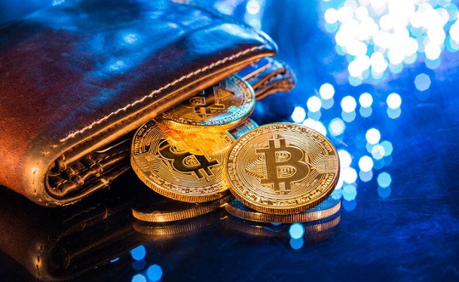 البيتكوين يرتفع إلى 42 ألف دولار...