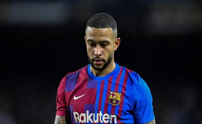 برشلونة سيتخلص من 3 مهاجمين...