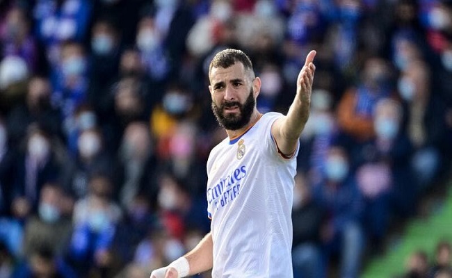 بنزيمة خائف من تعاقد ريال مدريد مع هالاند...