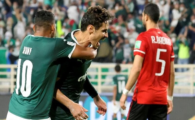 بالميراس يتأهل لنهائي كأس العالم...