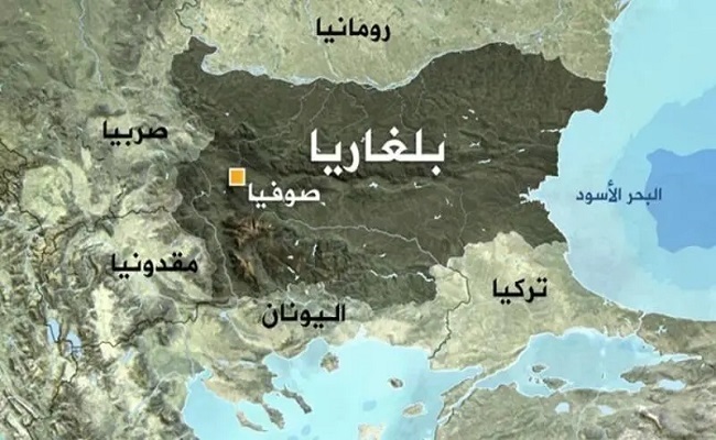 بلغاريا تطرد 10 دبلوماسيين روس...