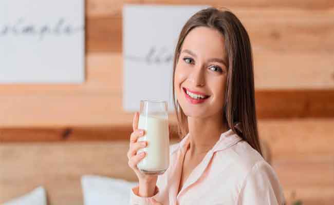 ما هي أهم فوائد شرب كوب من الحليب قبل النوم؟