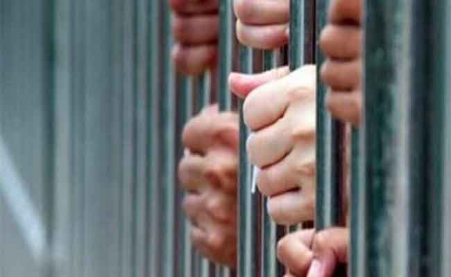 الحكم بـ 3 سنوات حبسا نافذا على المتورطين في حادث احتراق شاحنة مفرقعات